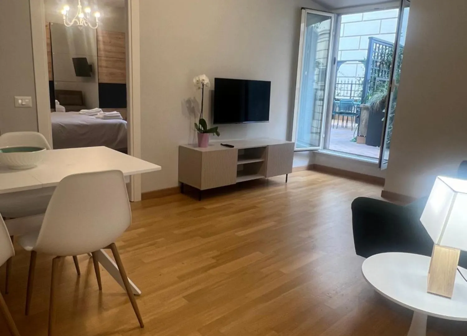 Savoia Design Apartment With Terrace - Rome Center